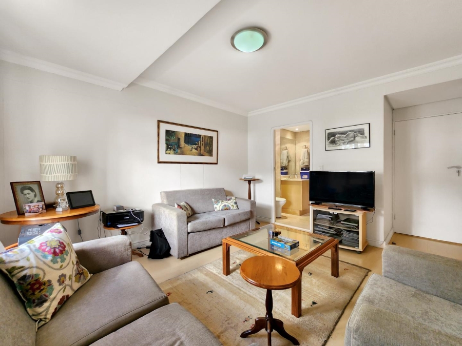 3 Bedroom Property for Sale in Sea Point Western Cape